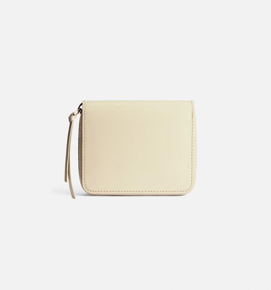 Ami Paris Compact Wallets Beige | ami-NZ420